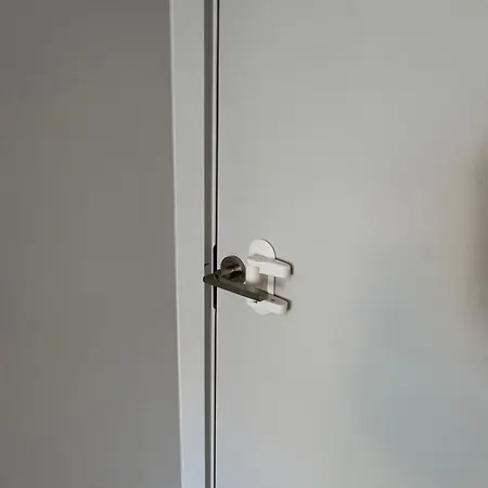 Spacious Shared With Private Bathroom Dublin * ルーカン