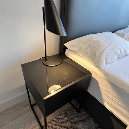 Spacious Shared With Private Bathroom Dublin